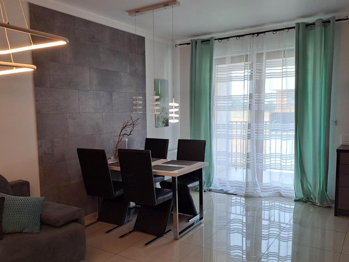 Apartament -Sweet Home Lubiń エクステリア 写真